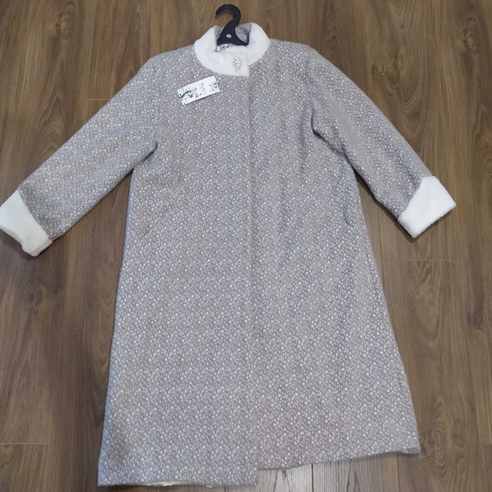 Пальто. Демисезонное. Новое