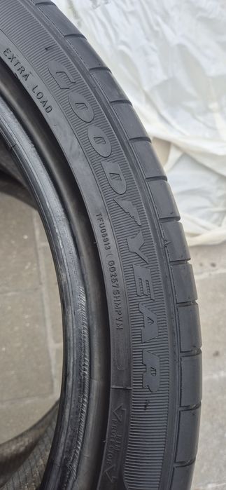 goodyear excellence 245 40 19