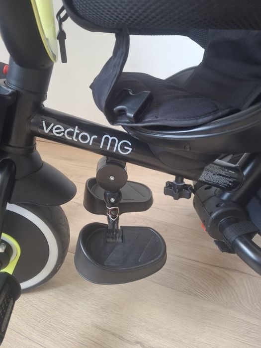 Детска триколка chipolino vektor