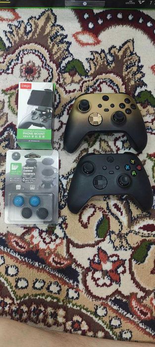 продам Xbox series X 2 джойстик идеальном состоянии как новый 2023года