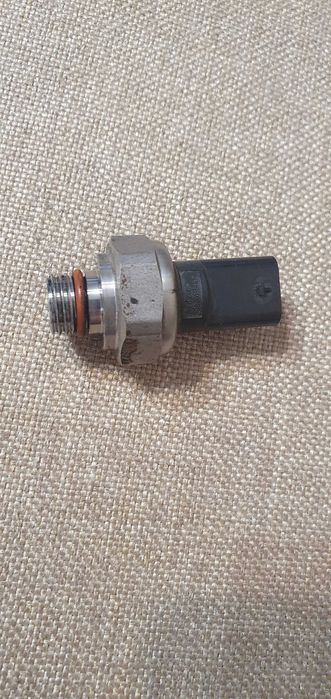 Senzor presiune evacuare volvo xc 60 cod 31319419