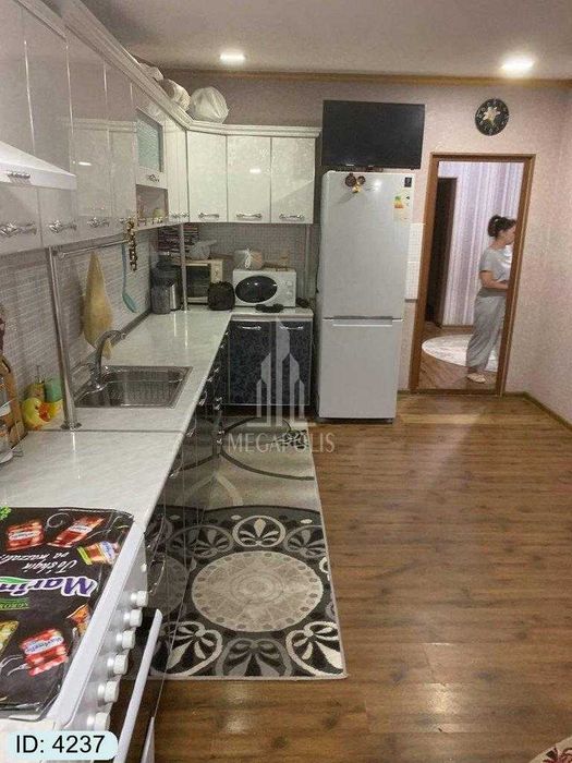 galuboy ekran 22 maktab tomonda kvartira sotiladi№4237