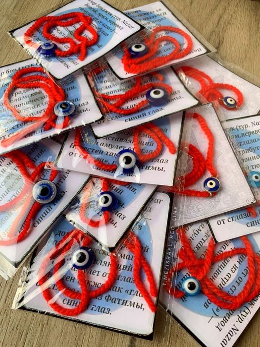 Подарочный набор красных нитей из Израиля