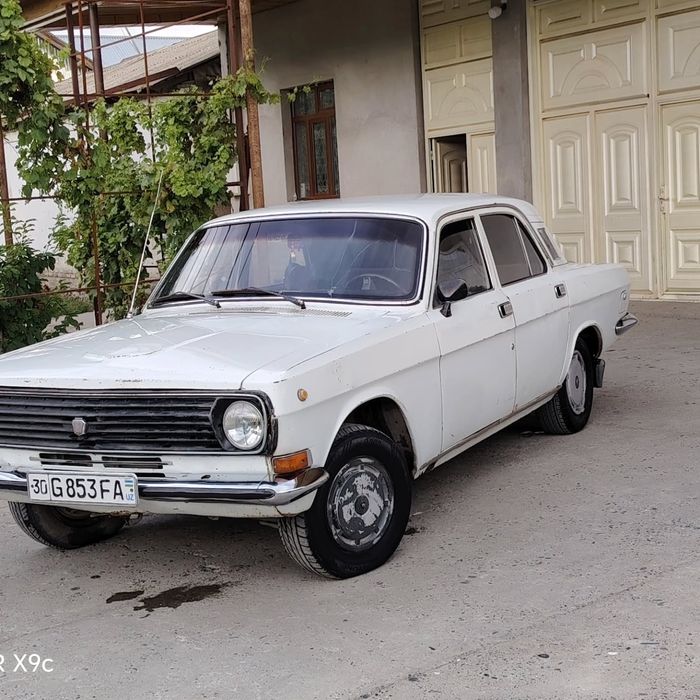 Gaz 2410  VOLGA 1988