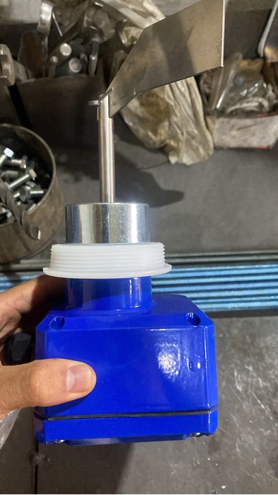 Датчик уровня сыпучих материалов