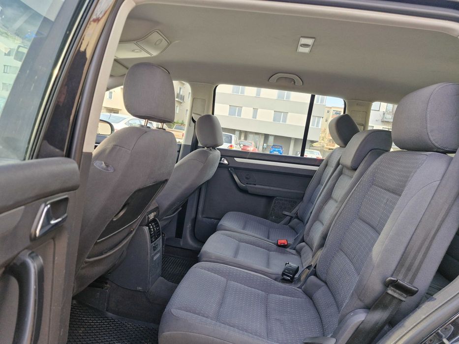 Volkswagen Touran 1.9 TDI 105 cai BKC  2005