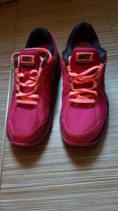 Adidasi Nike Dual Fusion 40cm