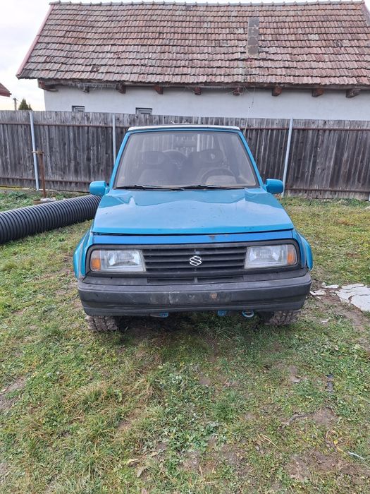 Vând piese suzuki vitara