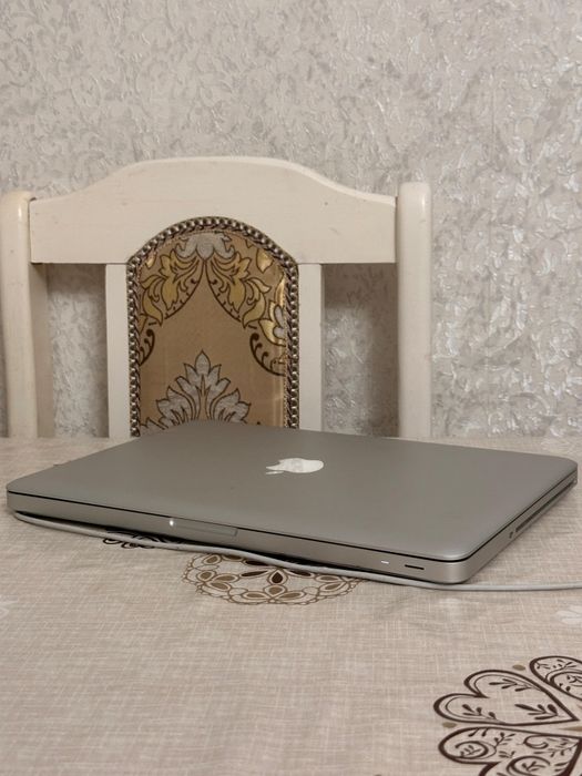 MacBook Pro Mid 2012 SSD 256gb