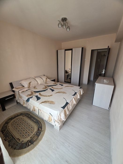 Închiriez  apartament ultracentral, 2 decomandate