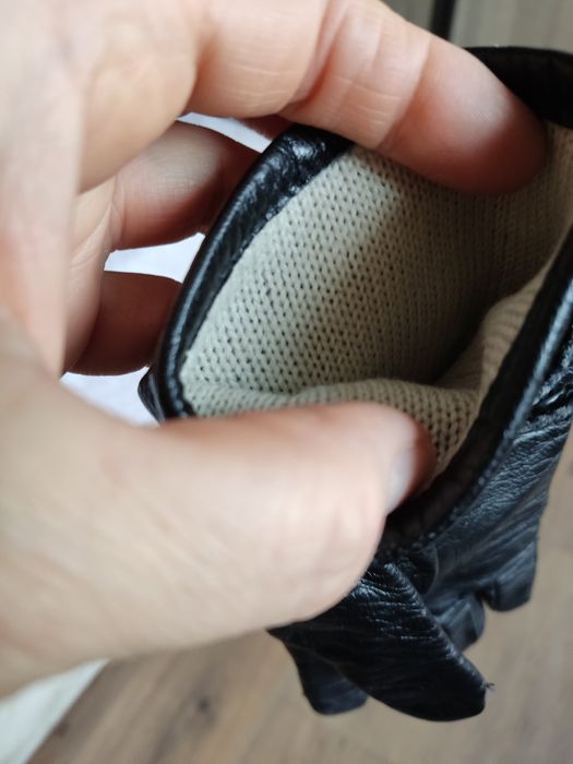 Дамски ръкавици от естествена кожа