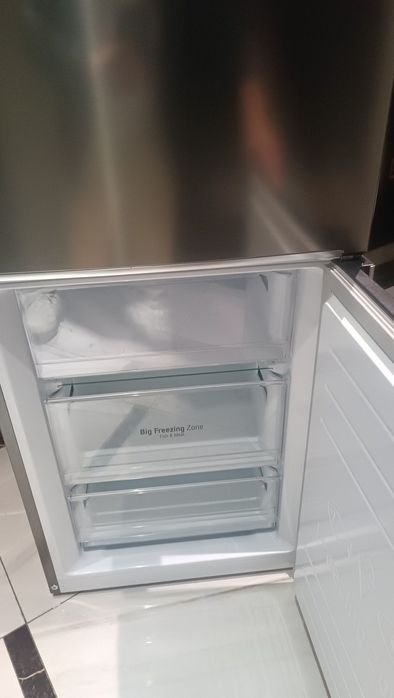 Продам холодильник lg