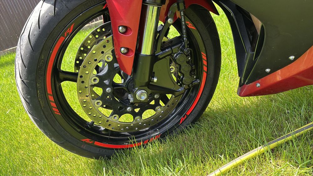 yamaha r1  rn19 2007