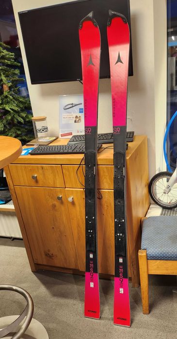 2027 Atomic Redster S9 FIS 165 cm schiuri  venite de la Olimpiada