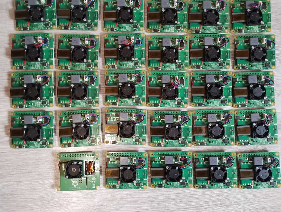 41 броя POE+ Hat за Raspberry Pi 3B+ и 4B