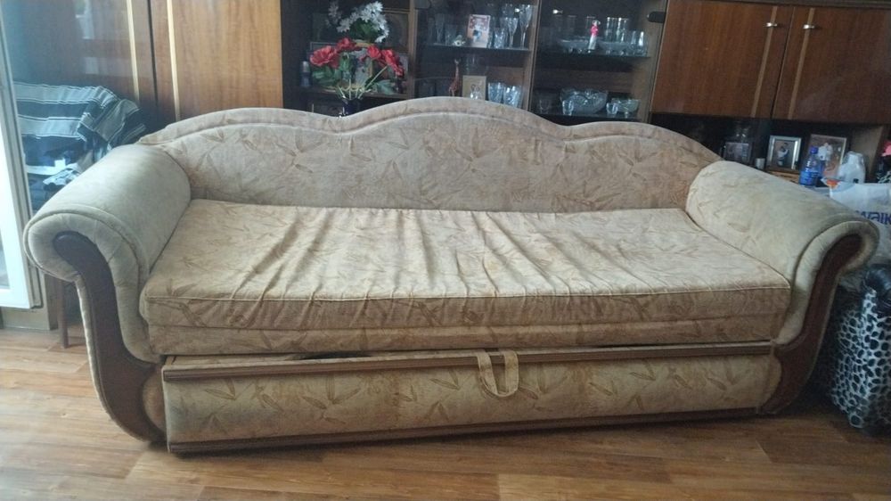 Диван раскладной+кресло в подарок