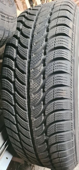 Anvelope iarna Debica Frigo 2 M+S 195/65R15 + jante tabla VW