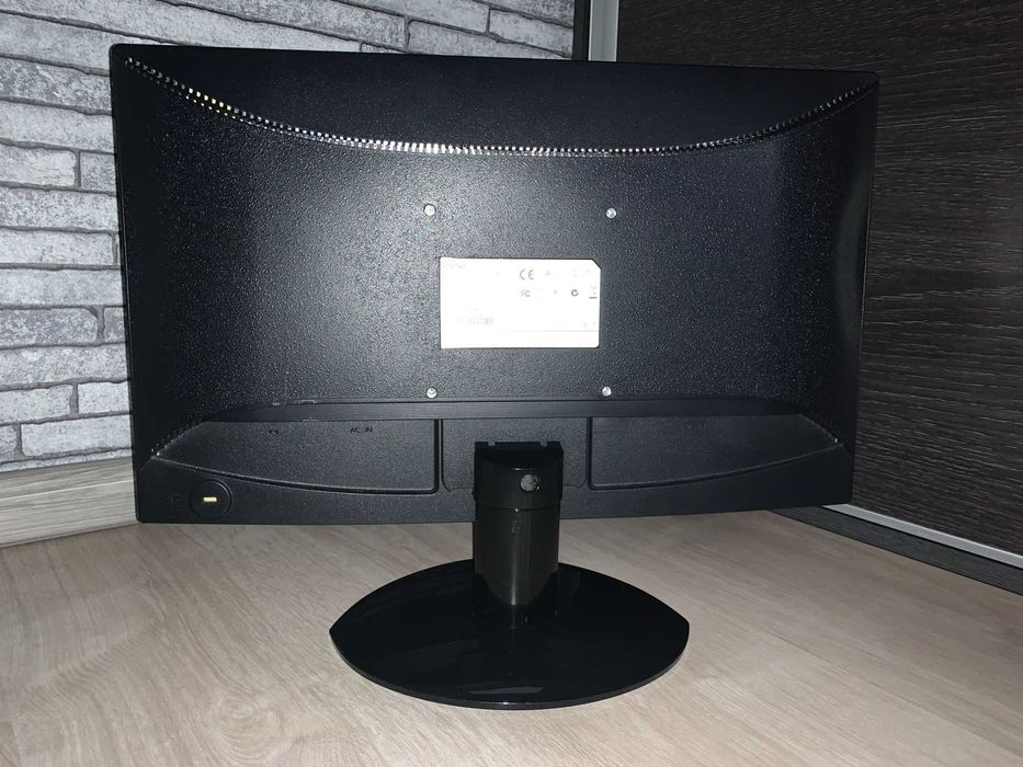 Monitor LCD Fujitsu, 19 inch