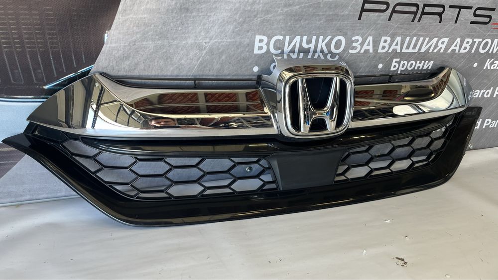 3 броя предна решетка Honda CR-V 2019-