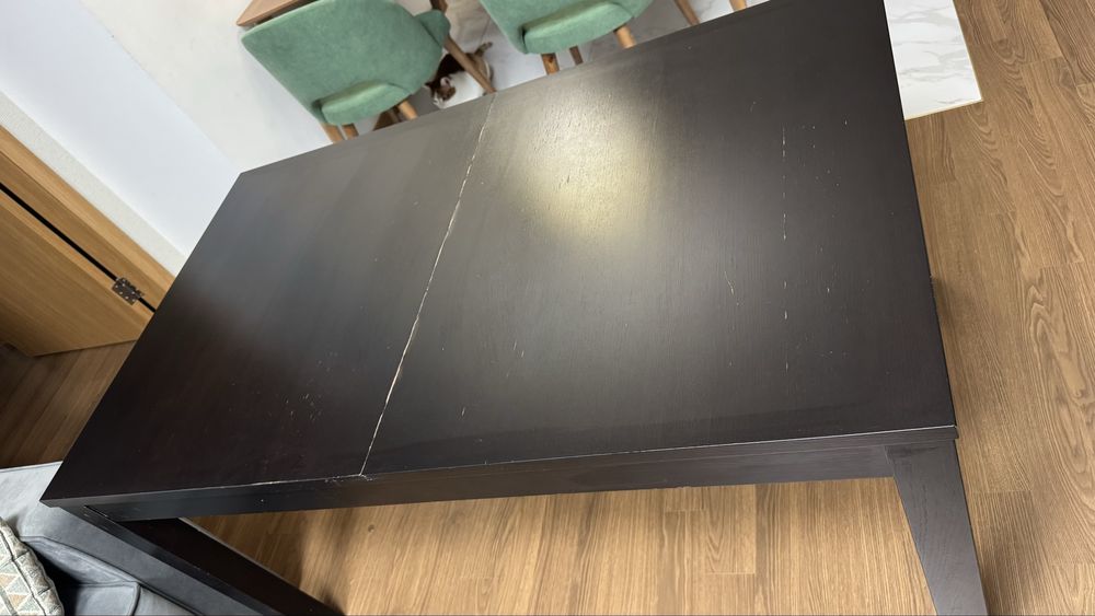 Стол Икеа Бьюста раздвижной и 2 стула