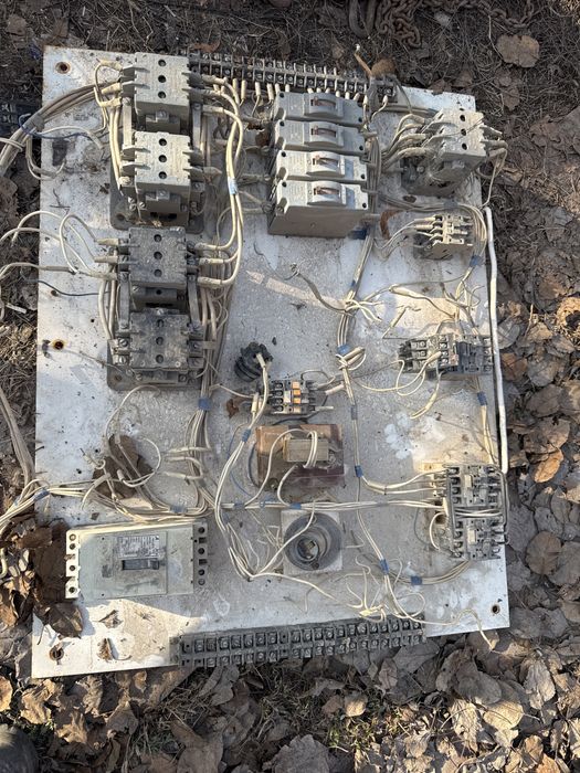 Автоматы реле конеккторы чашы копус щит