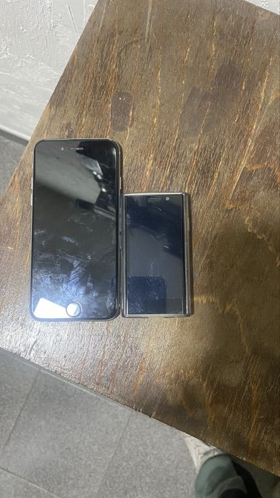 Мини телефон пълен комплект