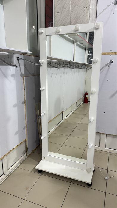 Гримерное зеркало