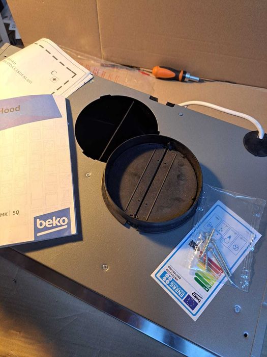 Hota incorporabila telescopica Beko