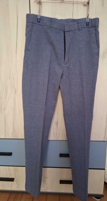 Детски костюм и риза за 11-12 г. Цена по договаряне