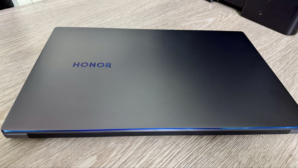 Ноутбук honor magicbook x16 как новый