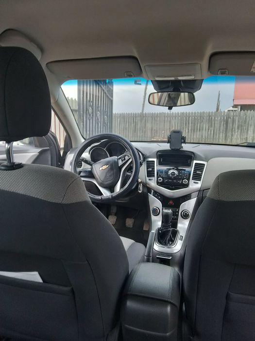 Chevrolet Cruze.