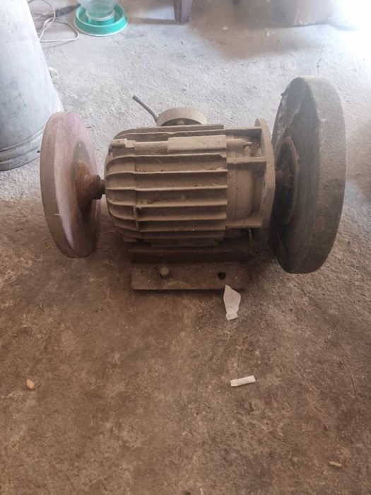 Продам электрический мотор