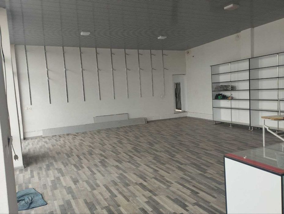 Магазинга таёр мебел сотилади холати янги ишлатилмаган