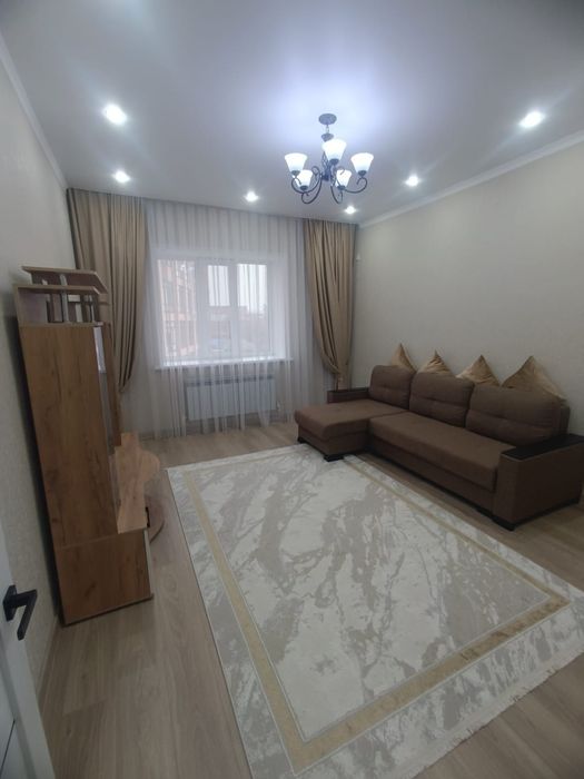 2 комн, район площади М.Маметова