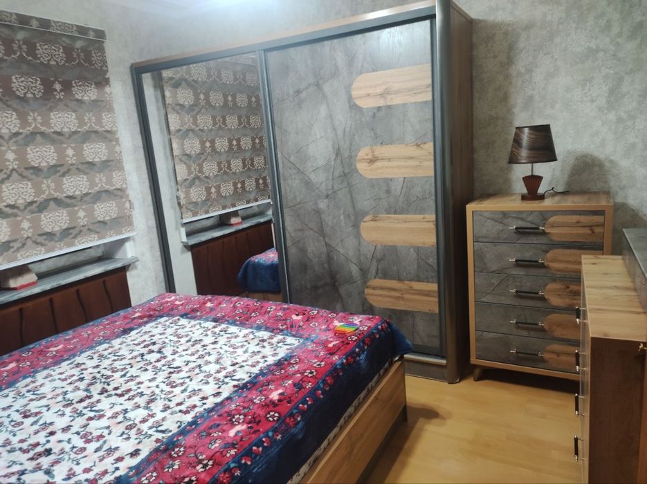 Продаю квартиру по адресу : М-Улугбекский район , ул.Дурмон йули д 41