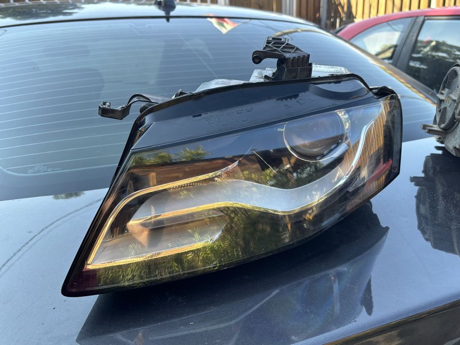Bi-Xenon Audi.