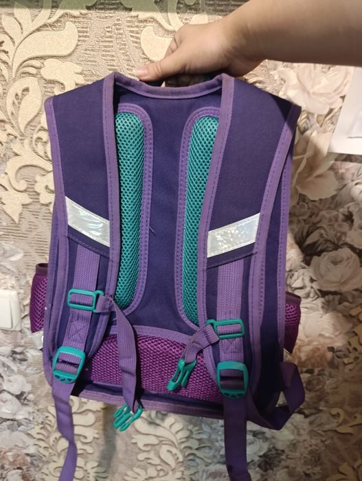 Продам рюкзак для девочек