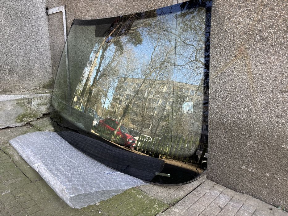 Оригинално Челно стъкло Шкода Супърб