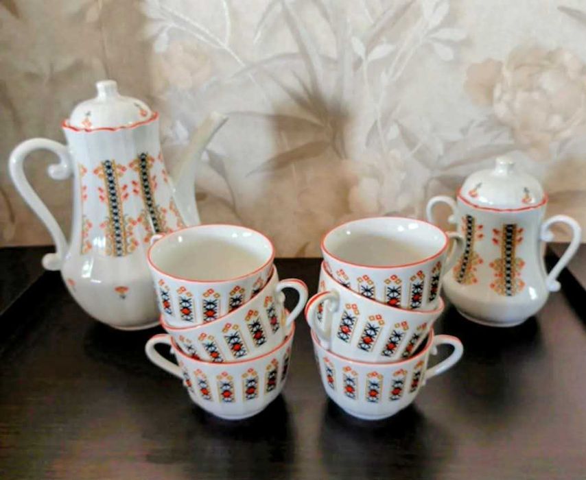 Set cesti cafea elegante, portelan, cu farfurioare NOI stil franțuzesc
