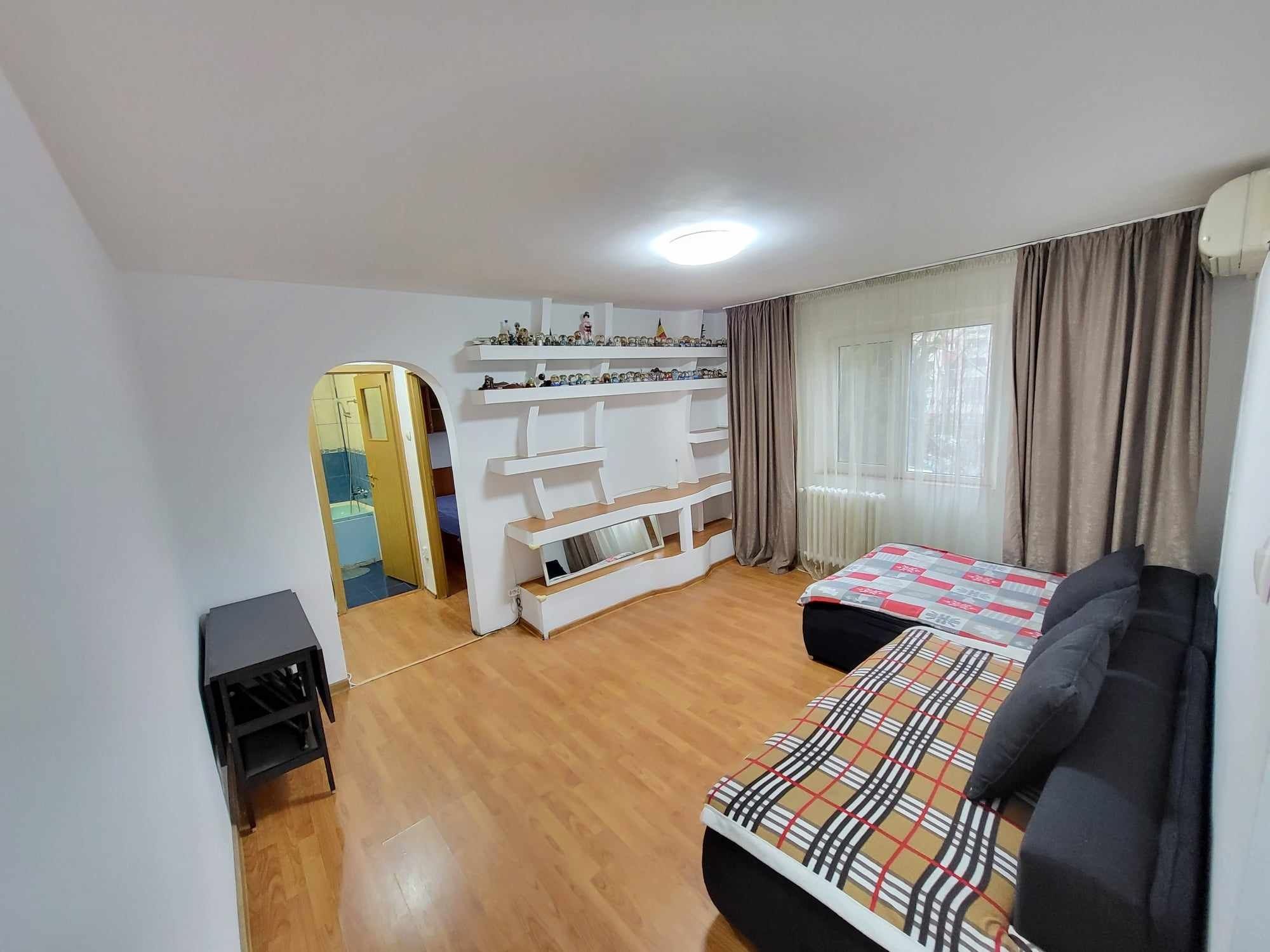 Inchiriez Apt Cu 3 Camere în Sectorul 4. Bucuresti Sectorul 4 • OLX.ro