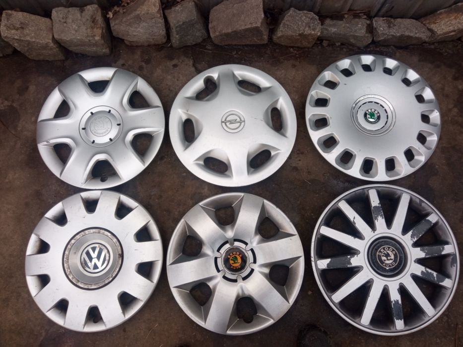 Capace originale pe 15 și 16, originale, la bucată