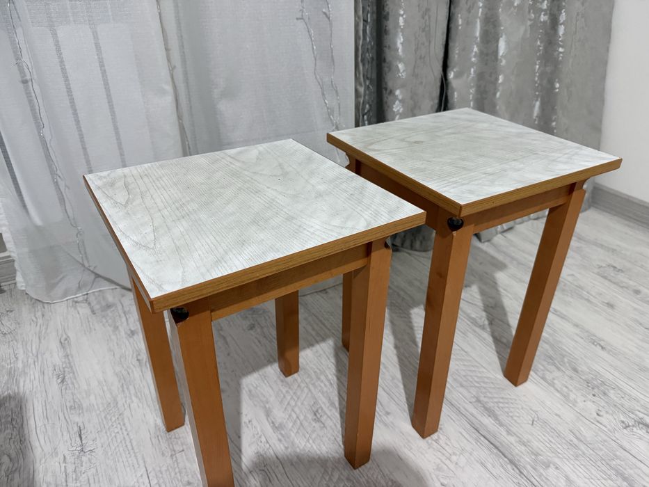 Продам 5 кухонных табуреток