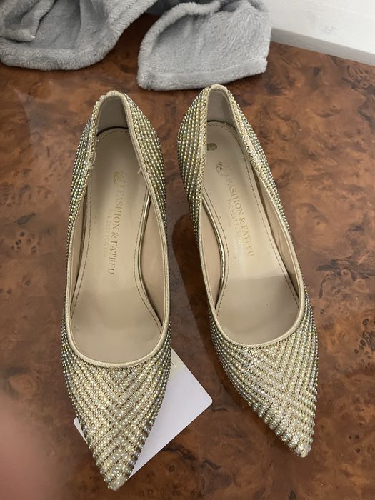 Туфли продается.