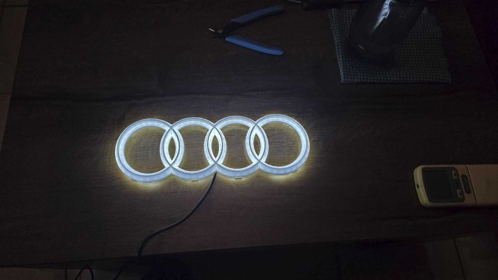 Светеща емблема за Audi