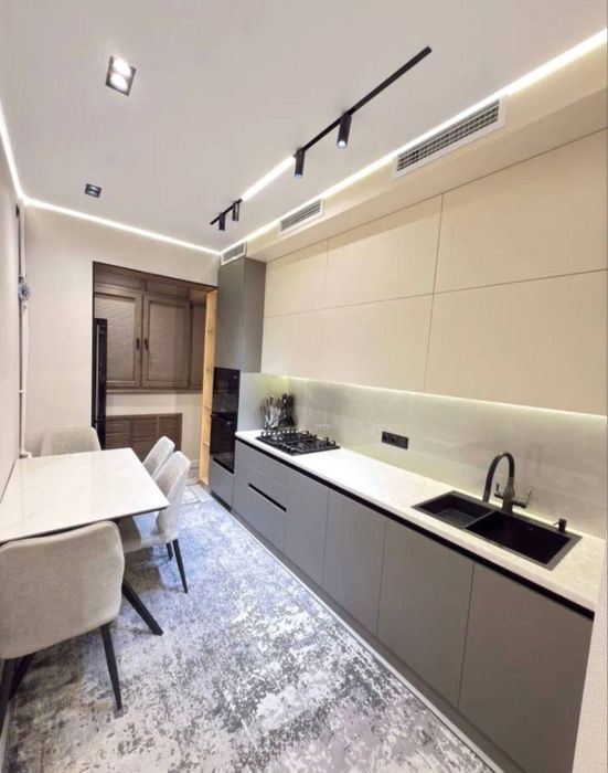 Ул Осин 3/7/9 мебель+техника ЕВРО Срочно 72квм