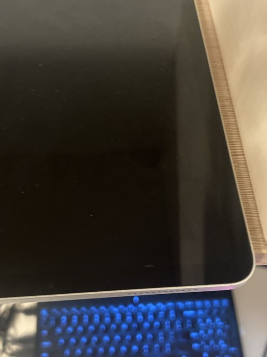 iPad Air  2022 (gen 5) M1 96% sanatate