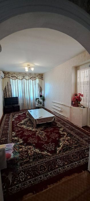 СРОЧНА продается квартира 4 комнатный кв
11-38-хх.  4 хонали+лоджа 4-э