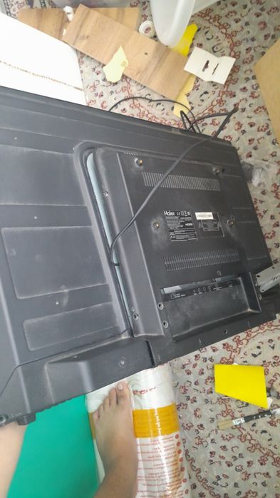 Телевизор на запчасти