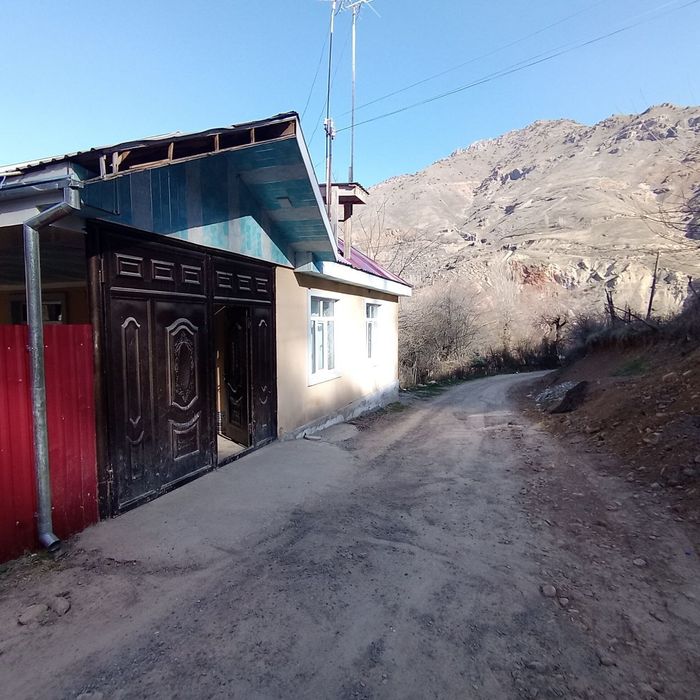 Tayor Dacha sotiladi 6 sotox Brichmullada