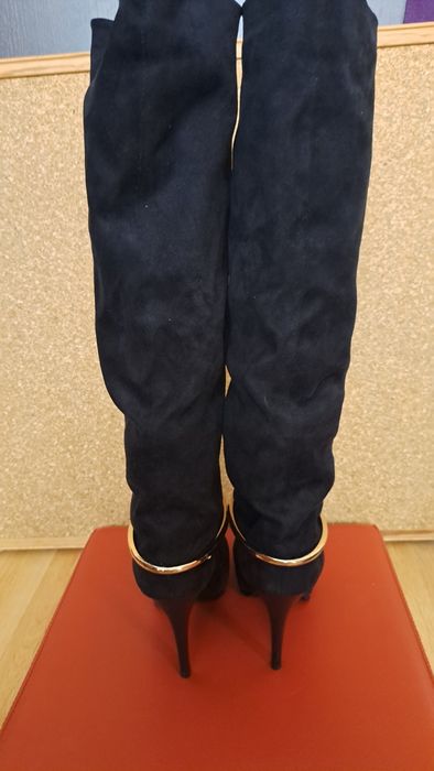 Дамски ботуши на ток